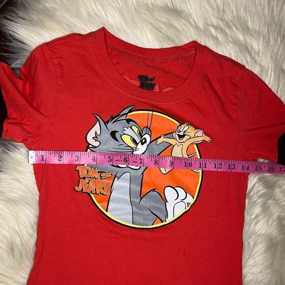 Tom & Jerry red Stripe Sleeve Hockey Tee sz small - Picture 7 of 8